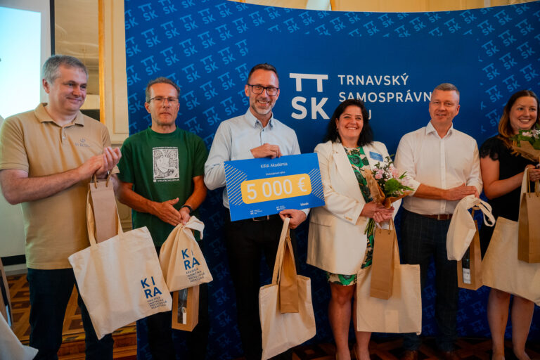 Inovia - služba